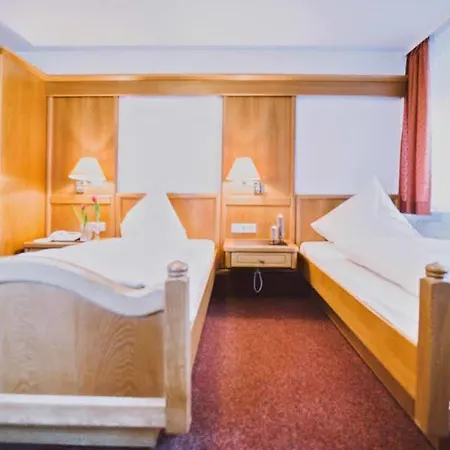Hotel-gasthof Zum Hirsch Hotel